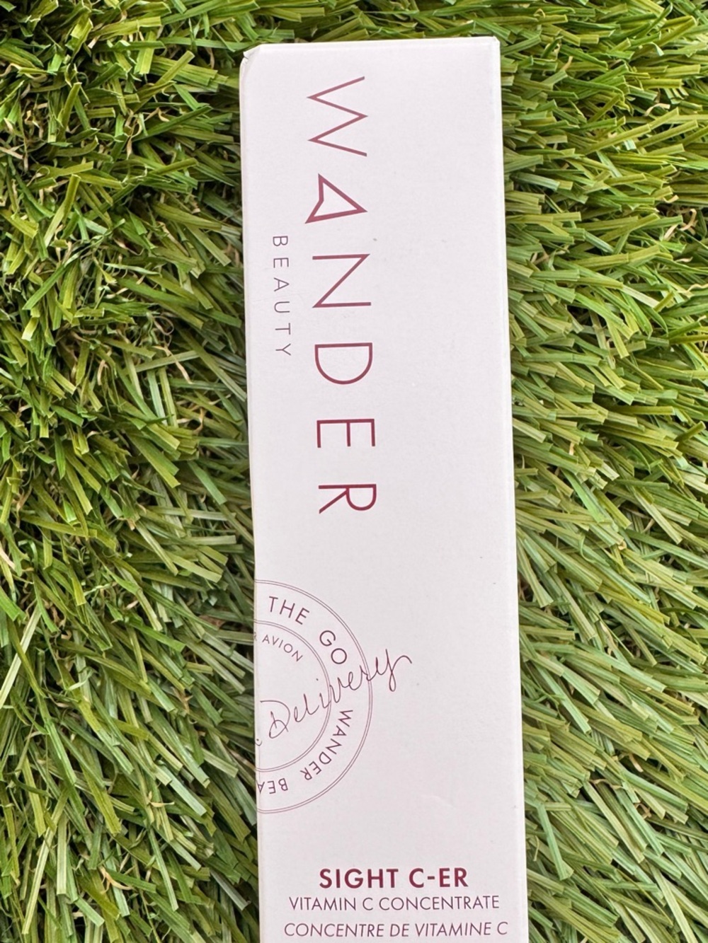 Wander Beauty Sight C-ER Vitamin C Serum - Pale Pink Box